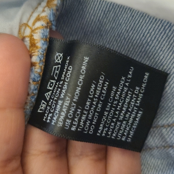 BDG Urban Outfitters Fringe Raw Hem Medium Wash Blue Denim Skirt Sz Extra Small. - Picture 2 of 4